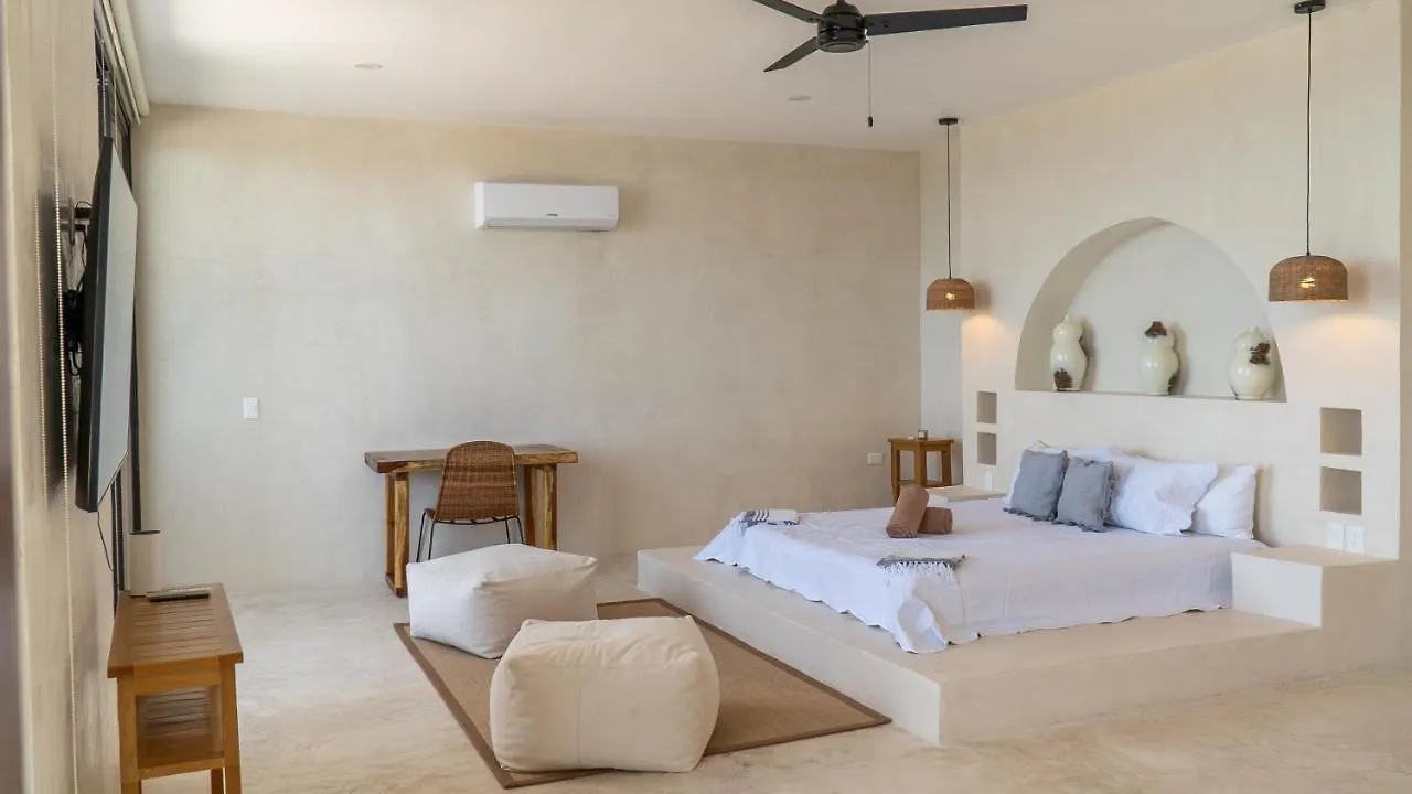 Villa Saadhu With Fantastic Oceanview Isla Mujeres