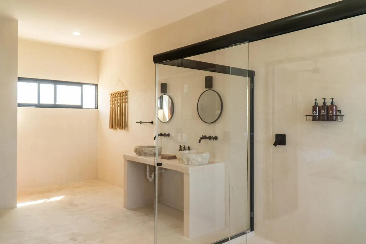 Villa Saadhu With Fantastic Oceanview Isla Mujeres